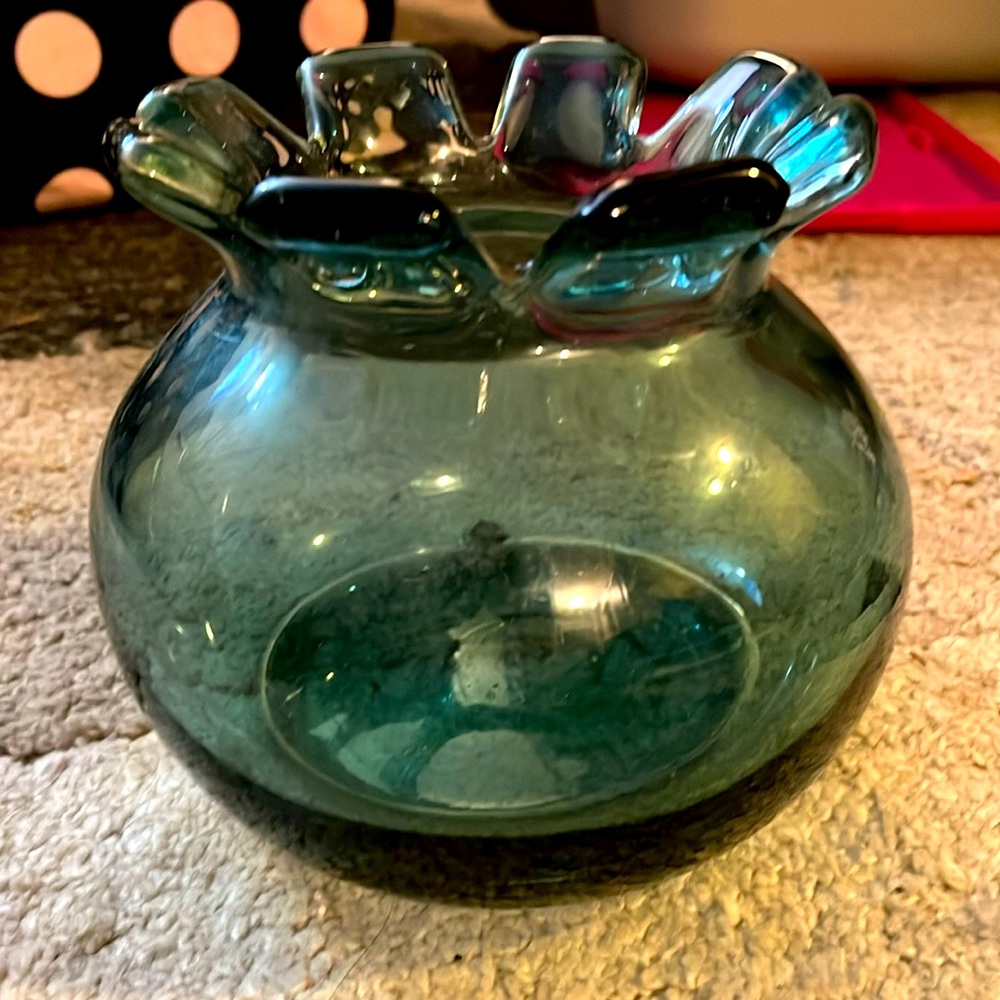 Barovier And Toso Glass Ball Vase With Crenellated Rim